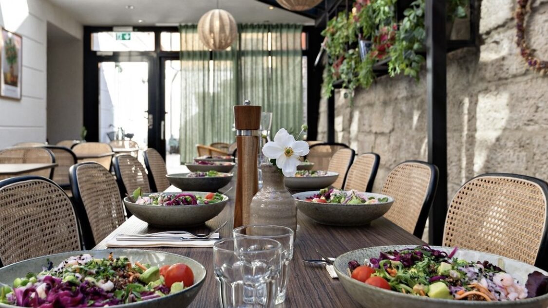 Dukat för lunch under Almedalsveckan.